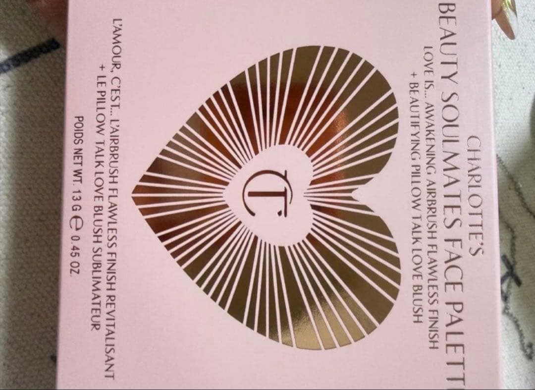 Love blush パウダーチーク CHARLOTTE TILBURY