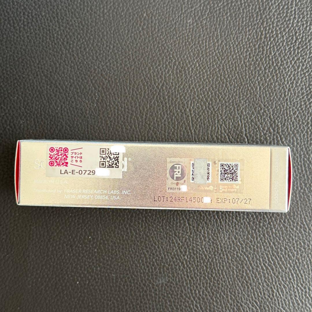 lash addict まつ毛美容液　ラッシュアディクト