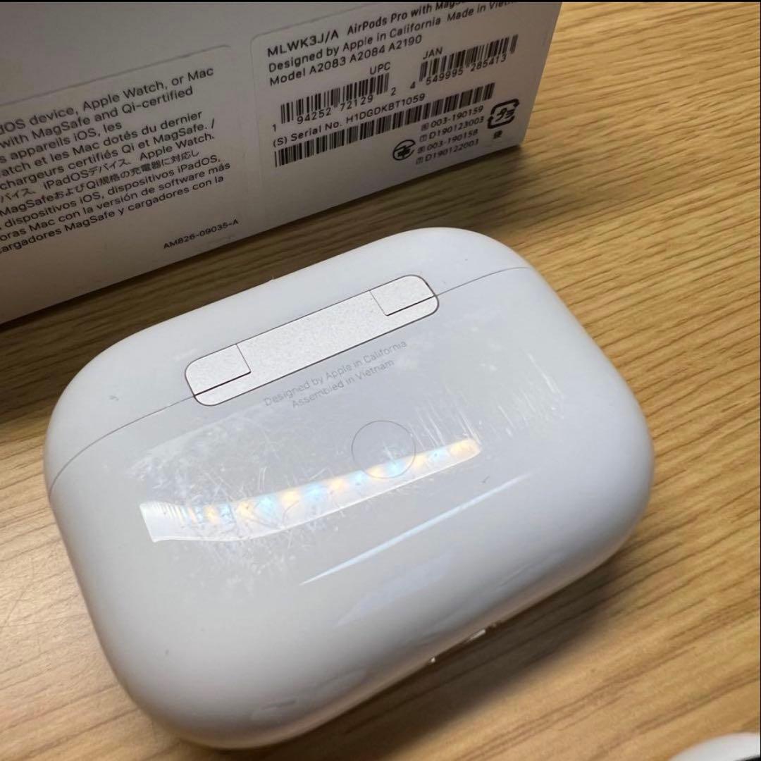 Apple AirPods Pro MagSafe 第1世代　A2083 中古