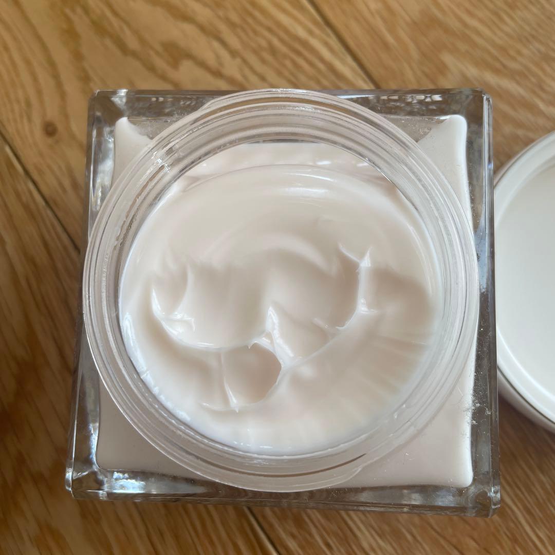 【メルカリ便】ミス ディオール ボディクリーム 150ml