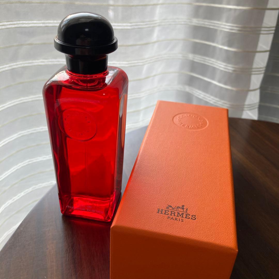 香水(女性用) HERMES Eau de rhubarbe ecarlate 100ml