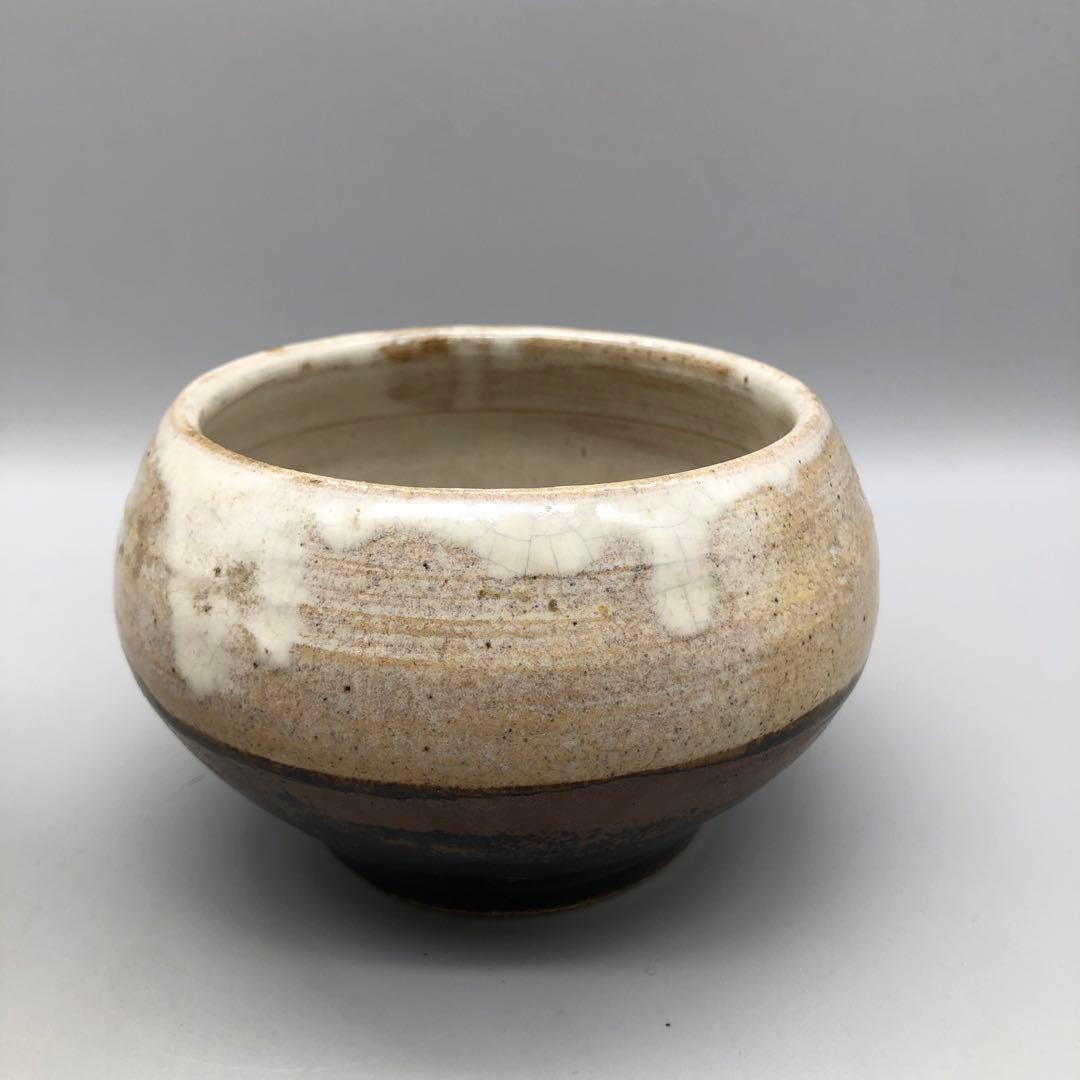 白釉薬黒釉対比渦巻き底抹茶茶碗13cm茶道具伝統工芸ビンテージ陶器骨董品鉢ボウル