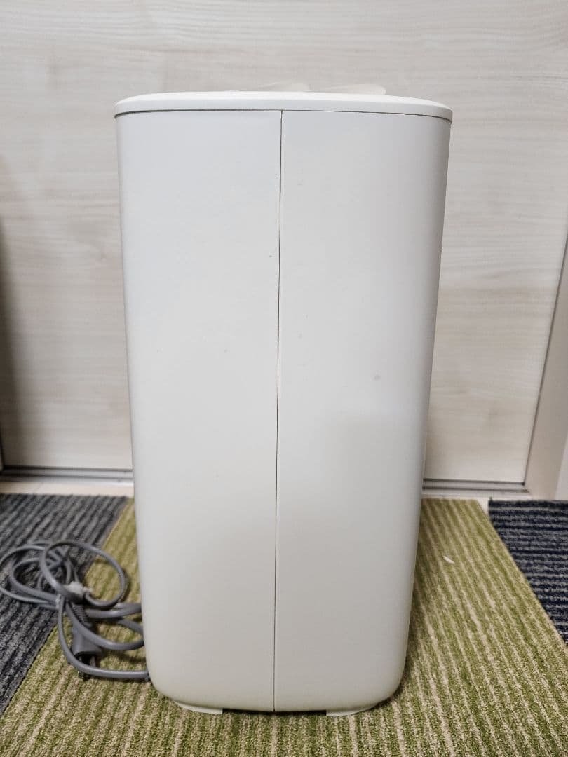 美品　シャープ SHARP 加熱気化式加湿器 HV-P75E9-W