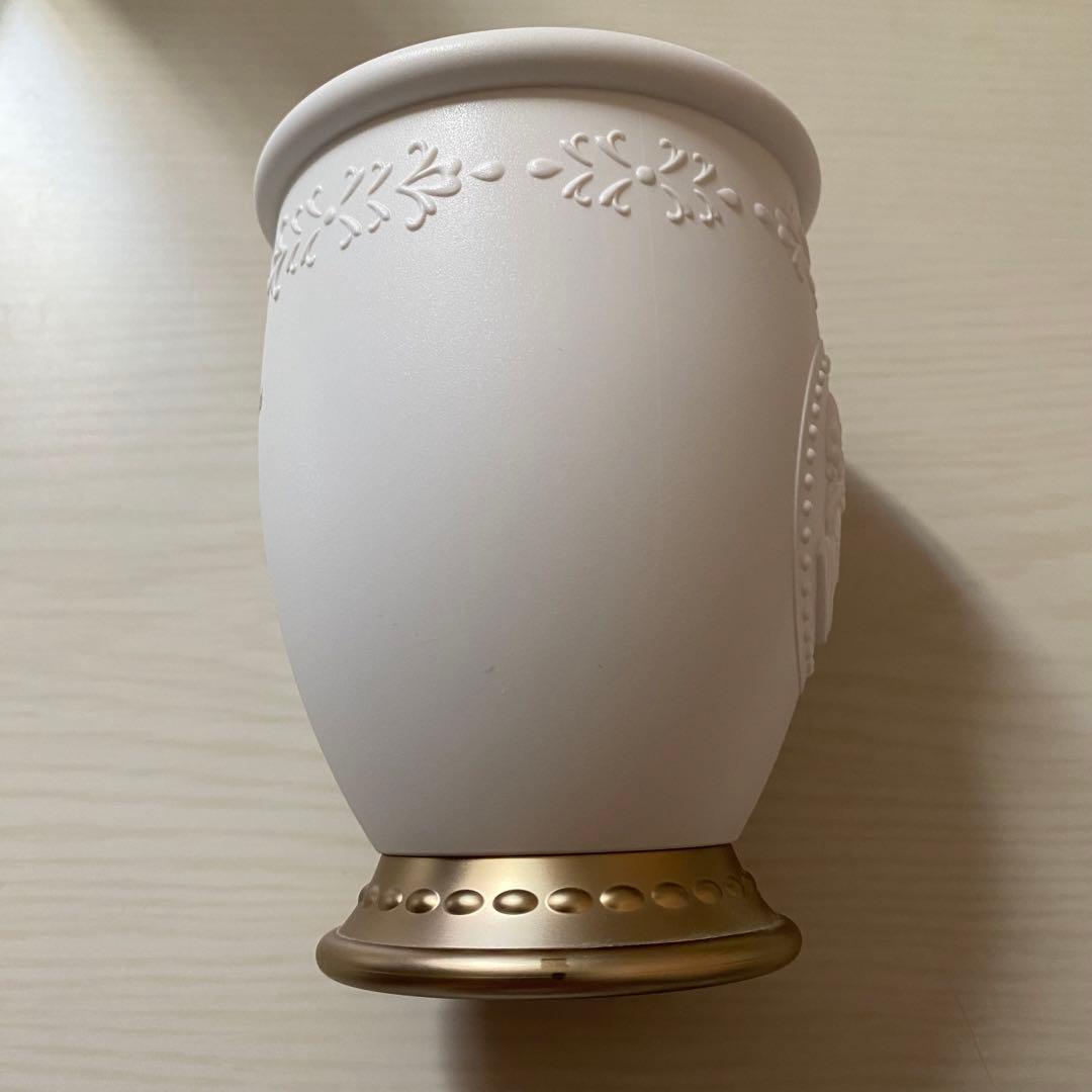 Les Merveilleuses LADURÉE ブラッシュホルダー