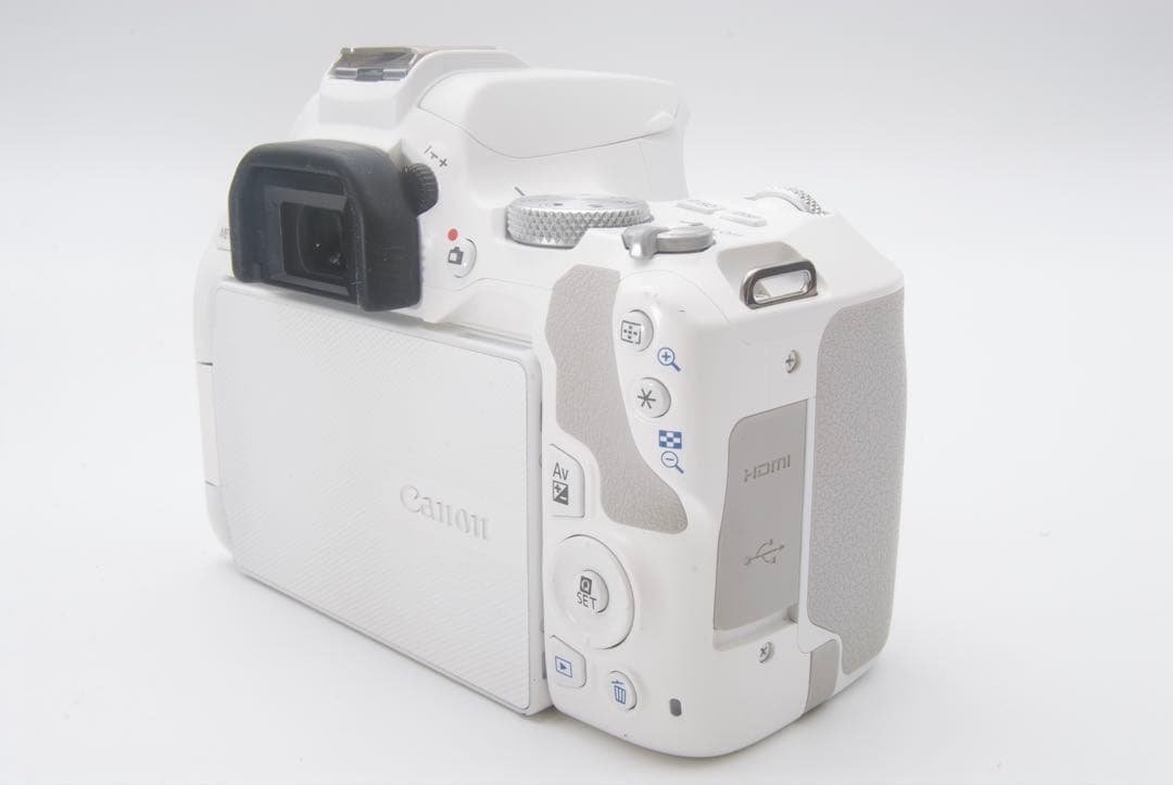Canon EOS Kiss X10 ダブルズームキット　デジタル一眼レフカメラ