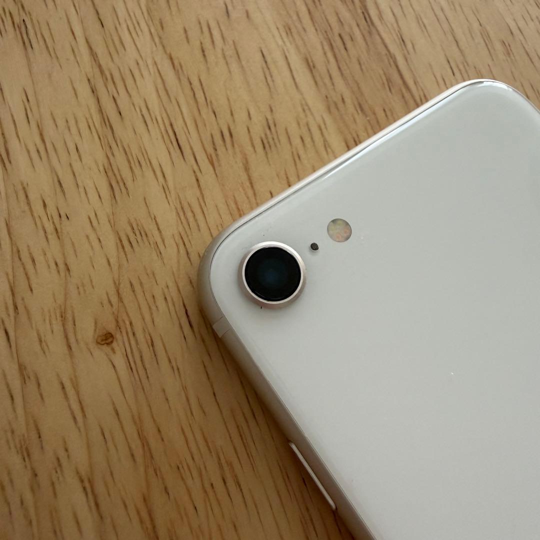 iPhone SE 64GB スターライト