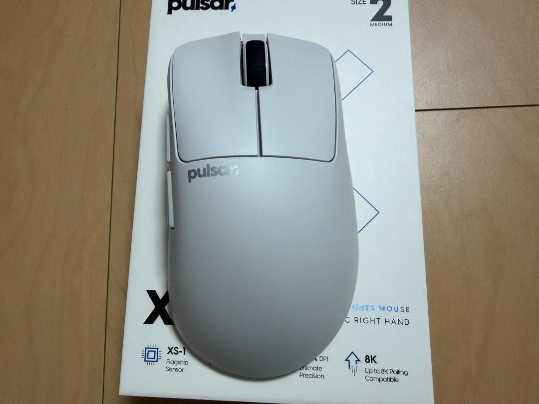 Pulsar Xlite V4 ゲーミングマウス size2