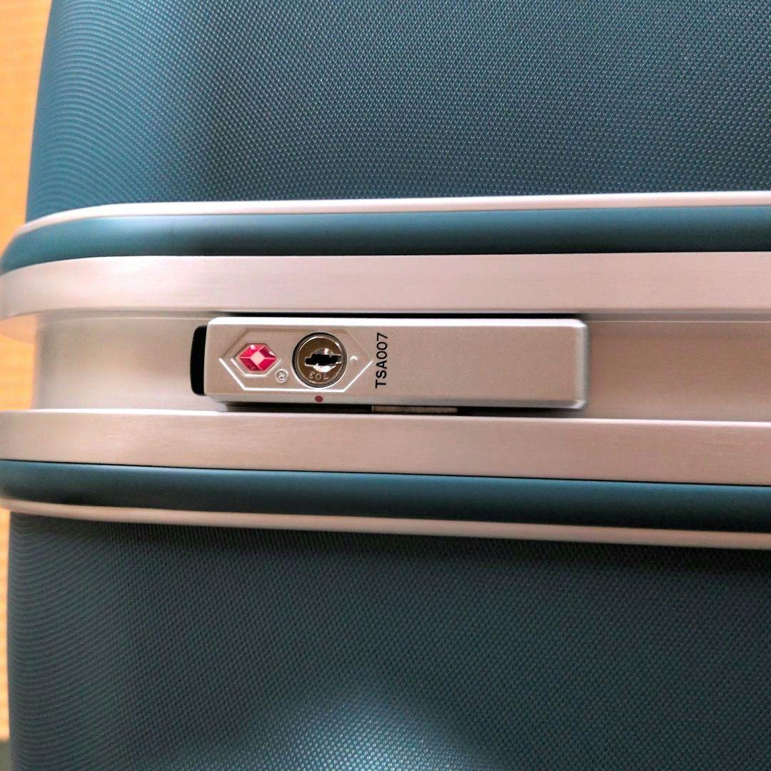 LサイズAeroLight エメラルドグリーン　 ハードシェル キャリーケース