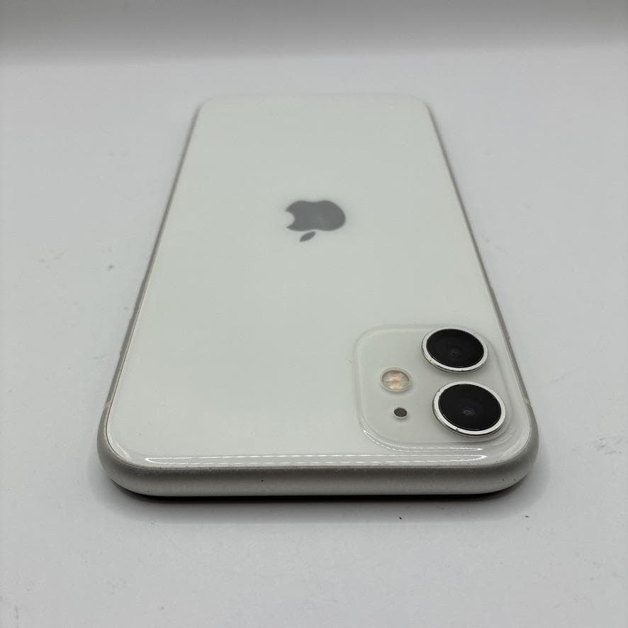 SIMフリー iPhone 11 128GB ホワイト MWM22J/A