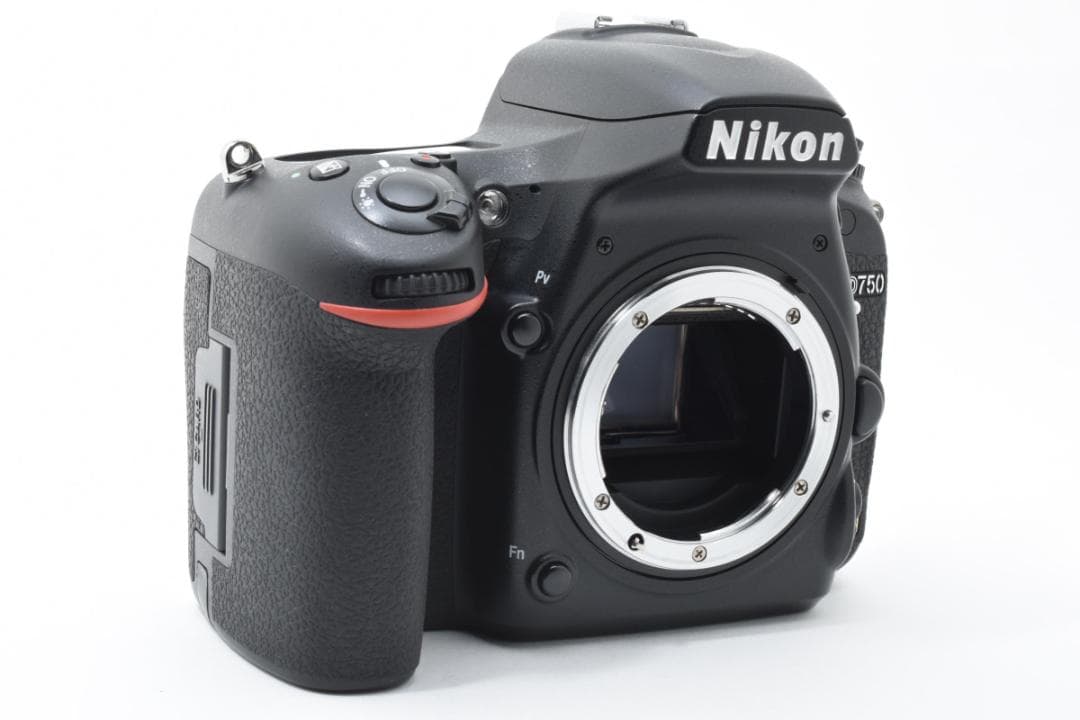 超美品 ニコン D750 ショット数 46,811 デジタル ボディ H406