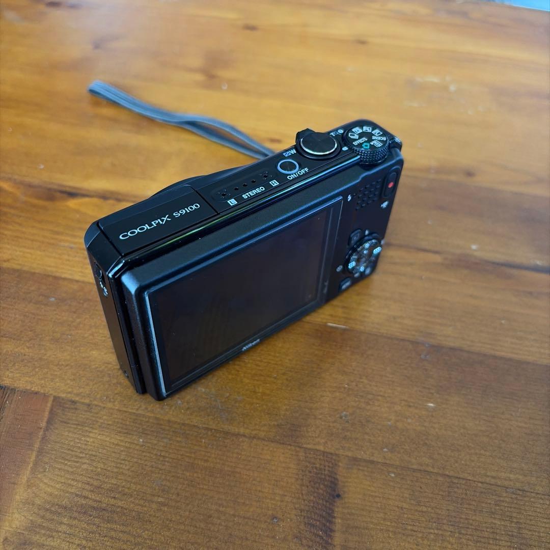 Nikon COOLPIX S9100 64GSDカード付き！