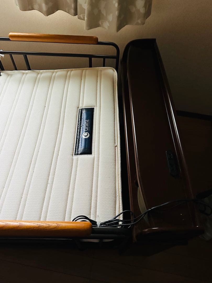 【手渡しのみ】美品 Granz ニトリ 電動ベッド 純正マットレス付き
