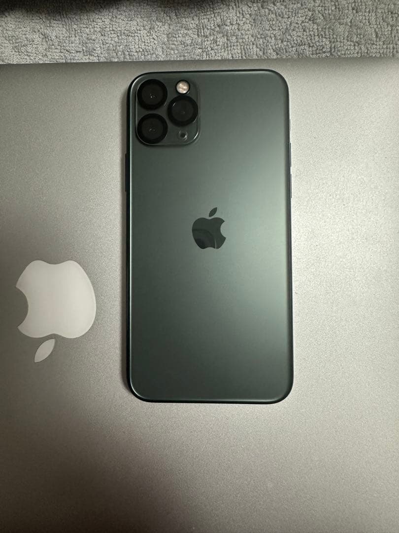 iPhone 11 Pro 256GB ミッドナイトグリーン