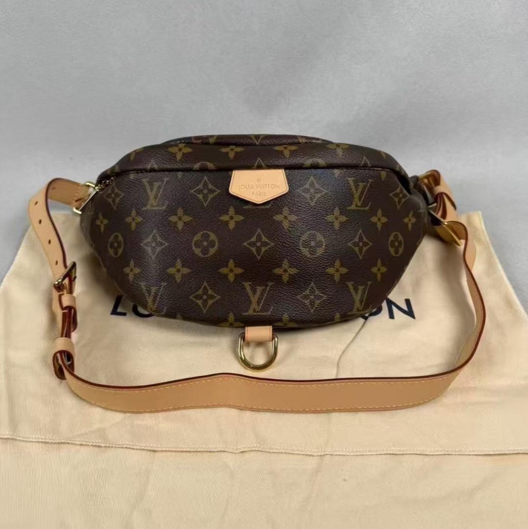 ルイ美品***ヴィトンボディバッグ バムバッグショルダー モノグラム・キャンバス