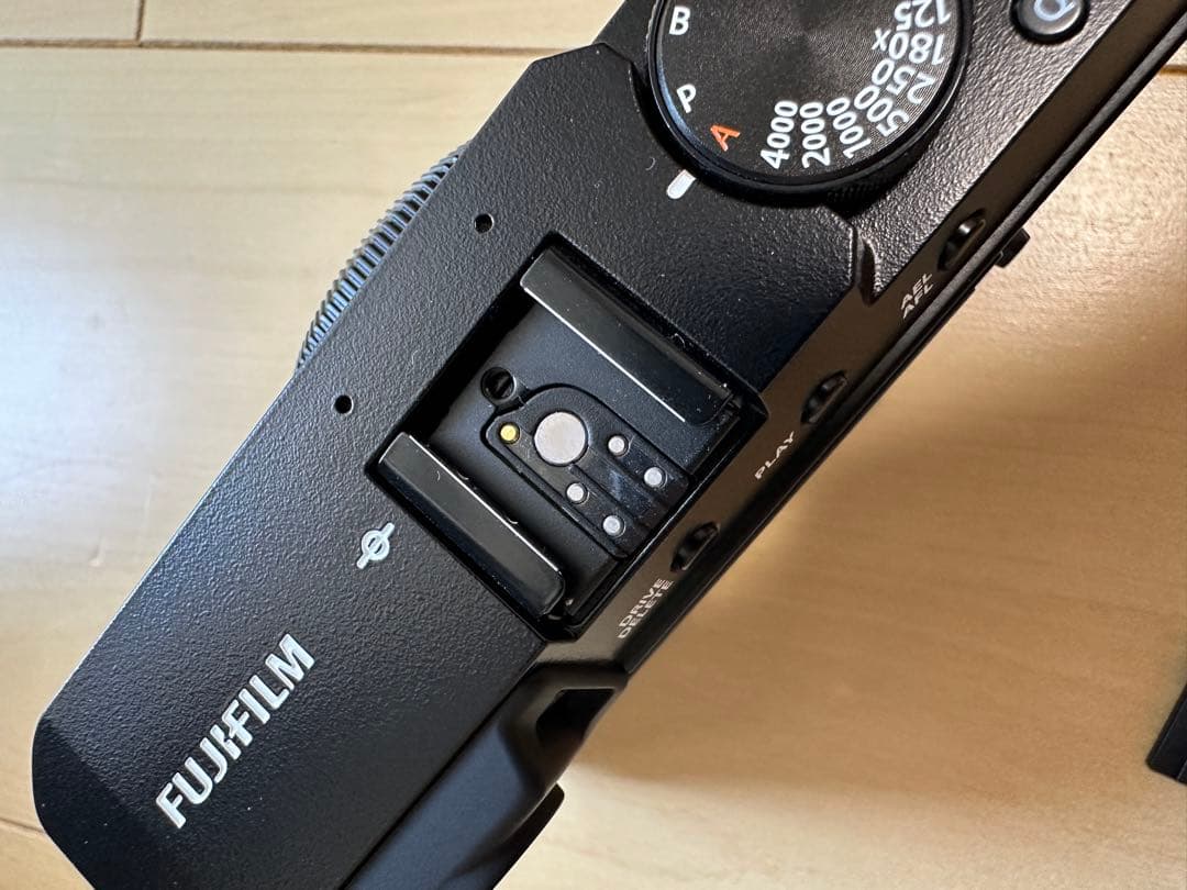 FUJIFILM X-E4 本体と付属品一式