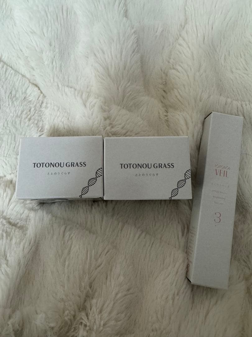 TOTONOU GRASS 40g2個セット、TOTONOU VEIL10g付