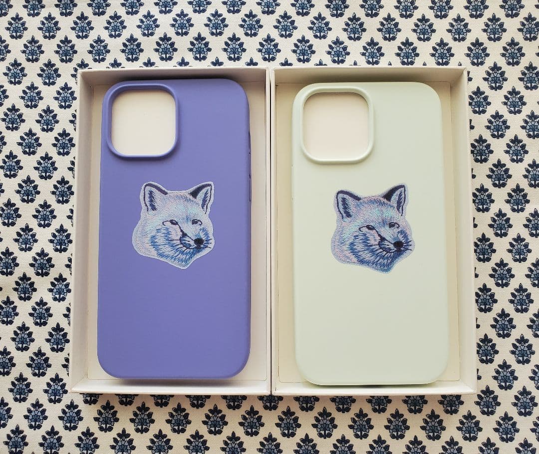 【新品未使用】Maison Kitsune iPhone13promaxケース