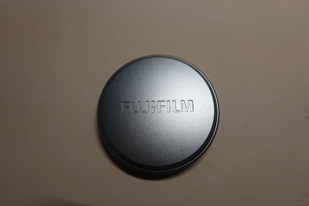 FUJIFILM X70 コンパクトデジタルカメラ