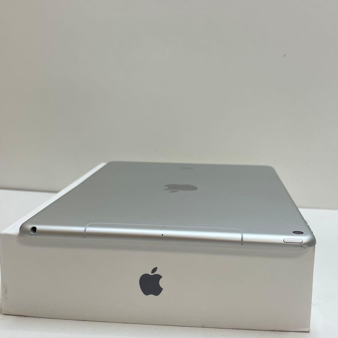 iPad Air 第3世代 64GB Wi-fi + Cellular 99％