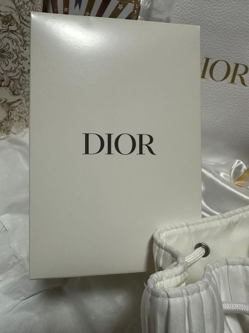 Dior Capture Totale トライアルセット巾着付き新品未使用