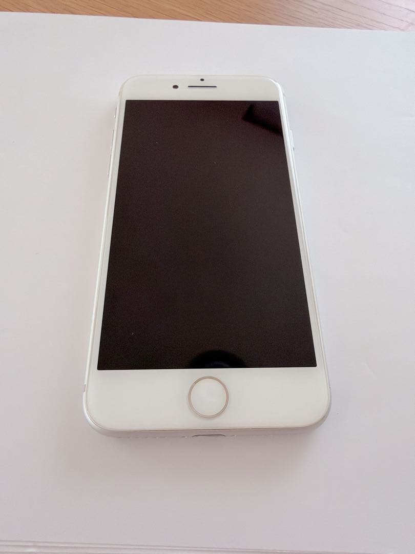 iPhone8 本体　64GB 美品