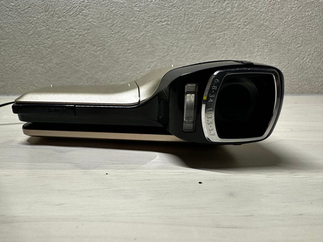 【美品】 SANYO Xacti デジタルムービーカメラ DMX-CG11