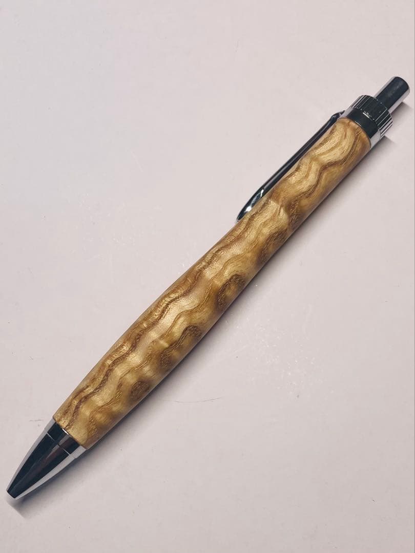 新年SALE！【タモ波杢】木軸ボールペン