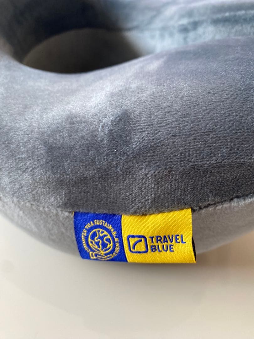TRAVEL BLUE グレー ネックピロー