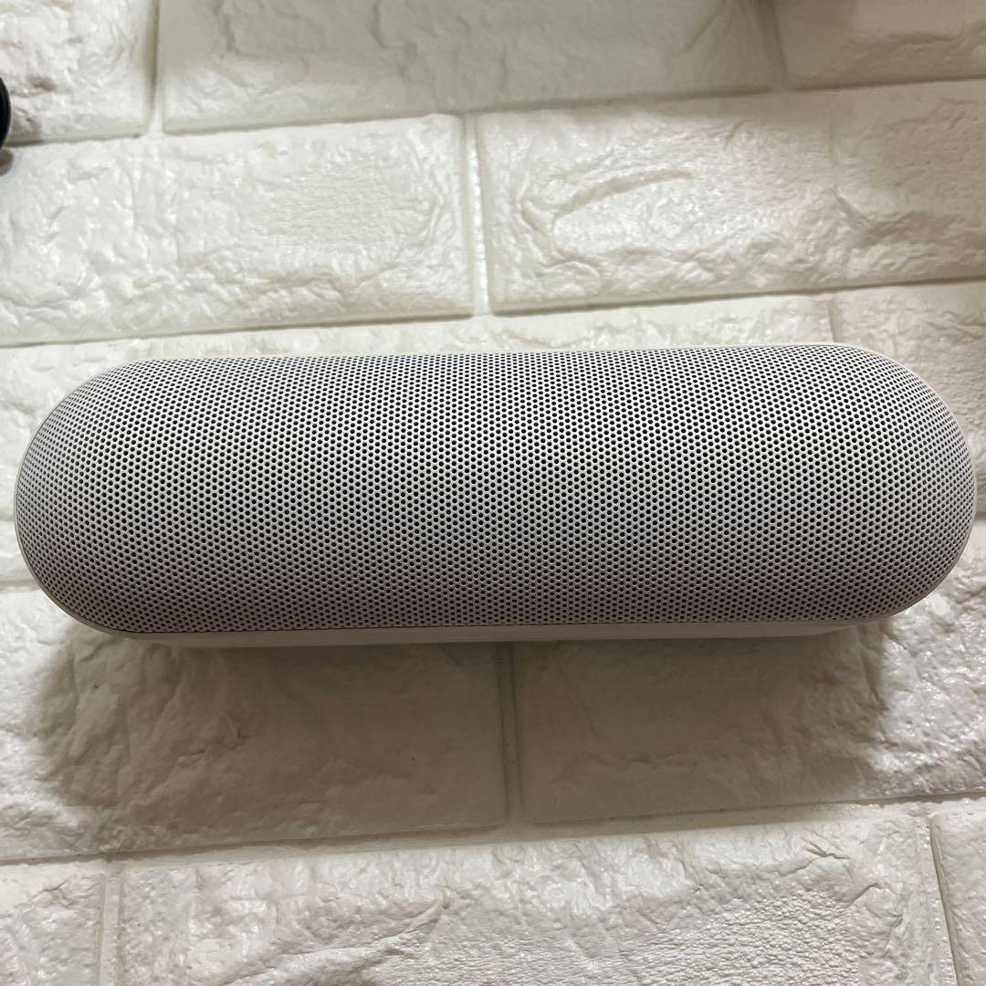 beats pill+ ホワイト ワイヤレススピーカー