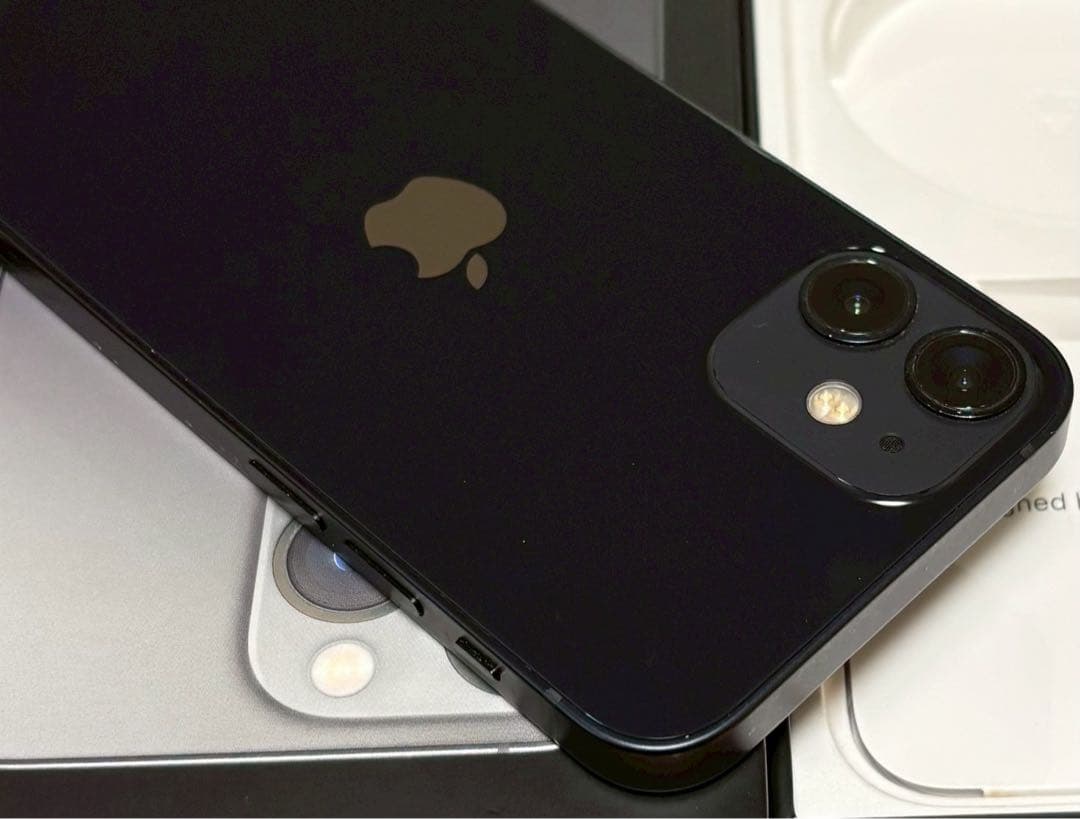 【動作良好】iPhone 12 mini 64GB ブラック　SIMフリー　本体