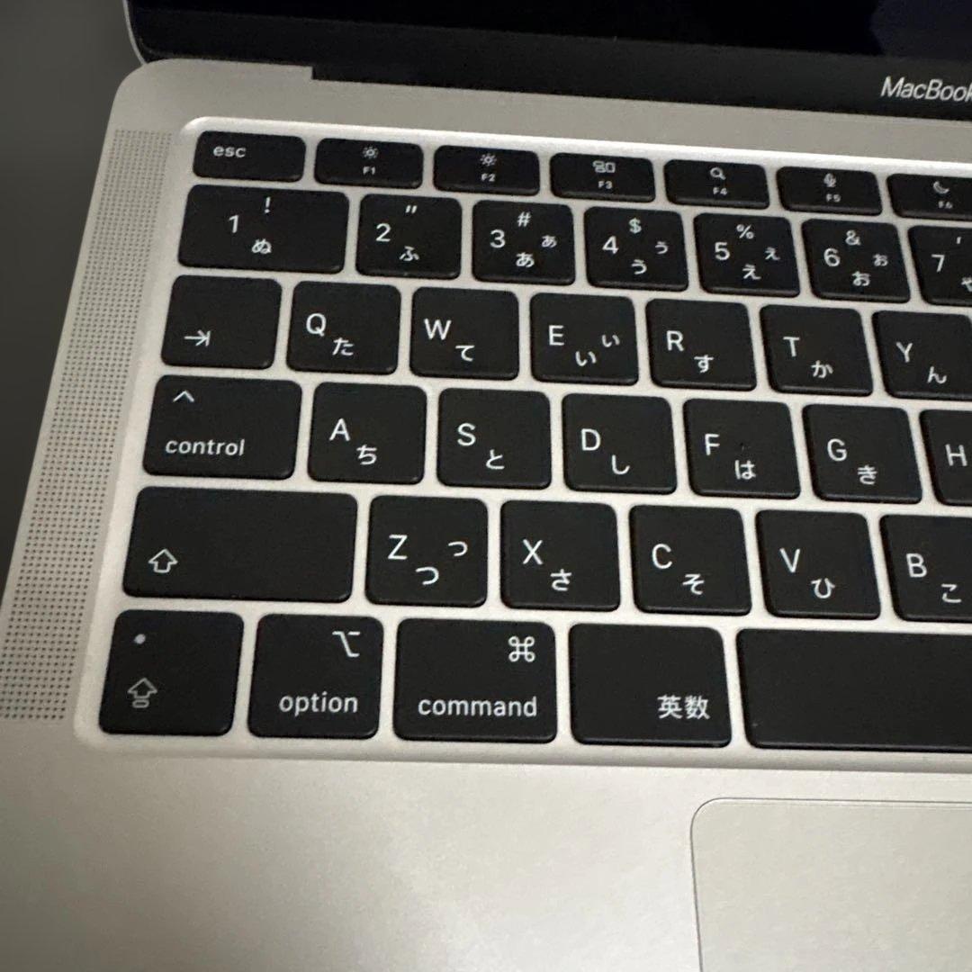 2020 MacBook Air M1 13インチ8GB 512GB シルバー