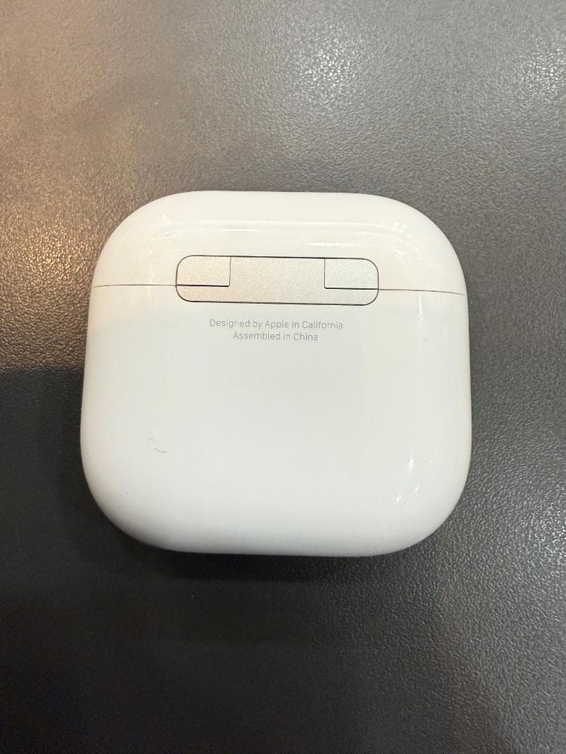 Apple アップル AirPods4 ANC (第4世代）