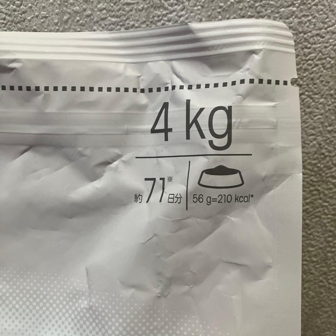 ロイヤルカナン 室内で生活する成猫用 4kg