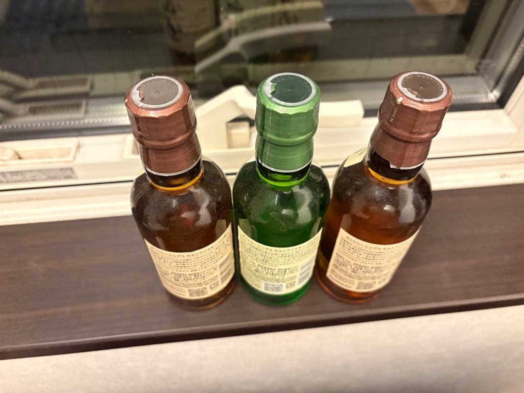 山崎・白州シングルモルトウイスキー　各180ml