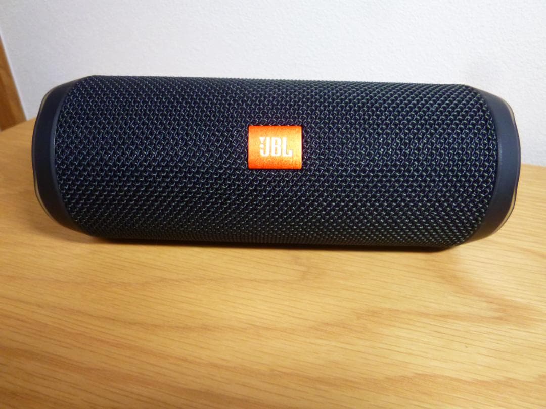 【未使用に近い】JBL FLIP 4 Bluetoothスピーカ ブラック