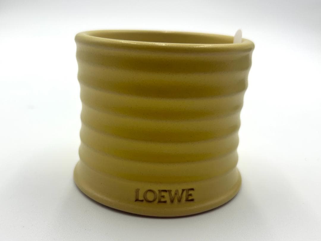 LOEWE　センテッドキャンドル　ハニーサックル　170g