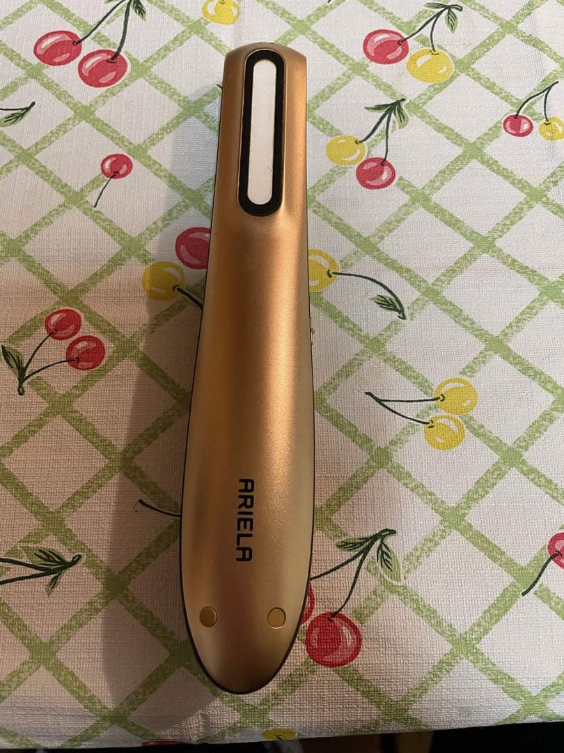 Ariela Krepp Edition 美顔器 ゴールド