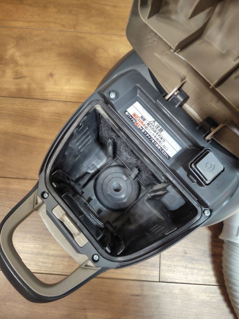 最終価格♪Panasonic 紙パック式掃除機★取扱説明書付き★MC-PK20G