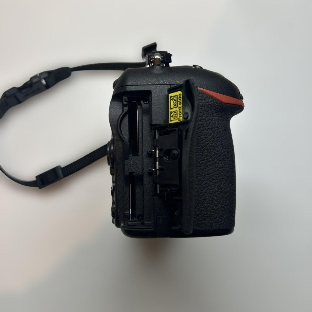 [ショット数16679・美品] Nikon D500 ボディ