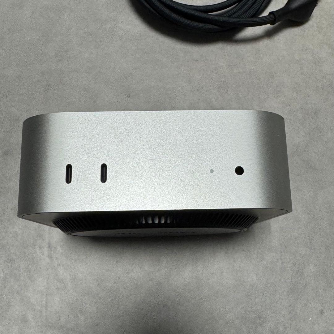 Mac mini M4チップ 16GB 256GB 2024