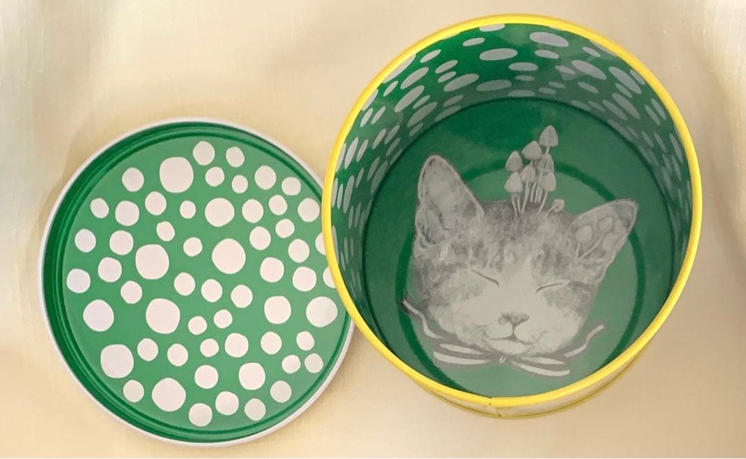 ヒグチユウコ  丸缶