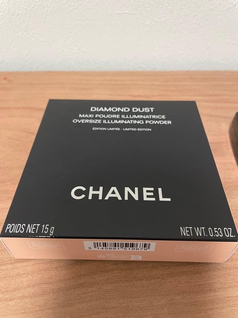 [新品未使用品]CHANEL DIAMOND DUST イルミネーター 限定品