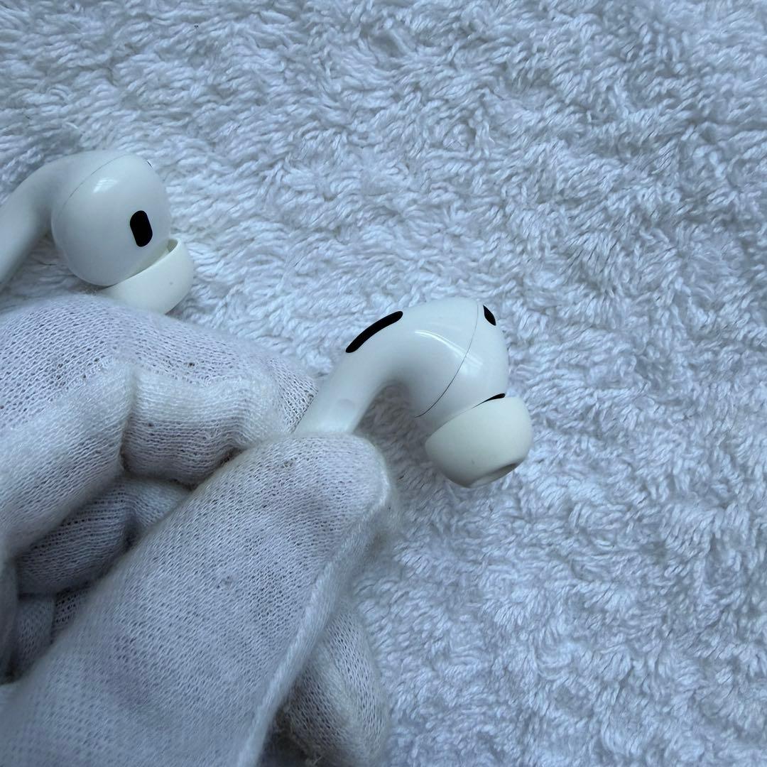 AirPods Pro 2 （第二世代）　アップル エアーポッズ プロ