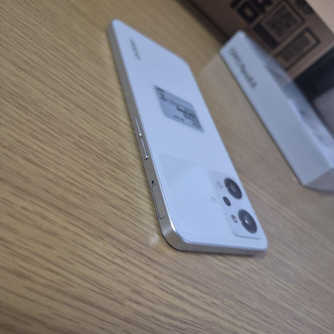 OPPO Reno9 A 美品　おまけ2つ