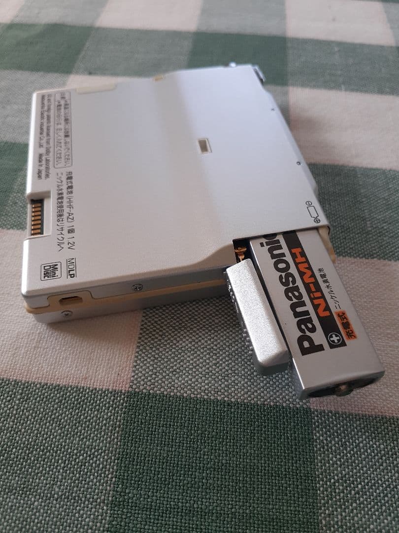 ポータブルMDプレーヤー　パナソニック 白