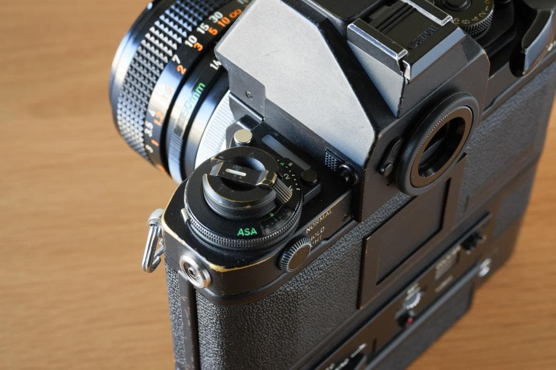 Canon New F-1 モータードライブ付き FD 50mm F1.4