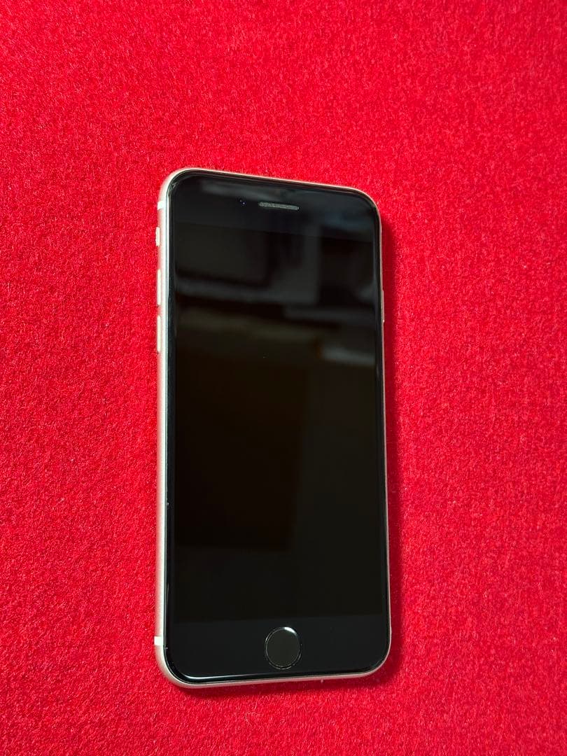 【5960】iPhone SE3第3世代スターライト 64GB simフリー