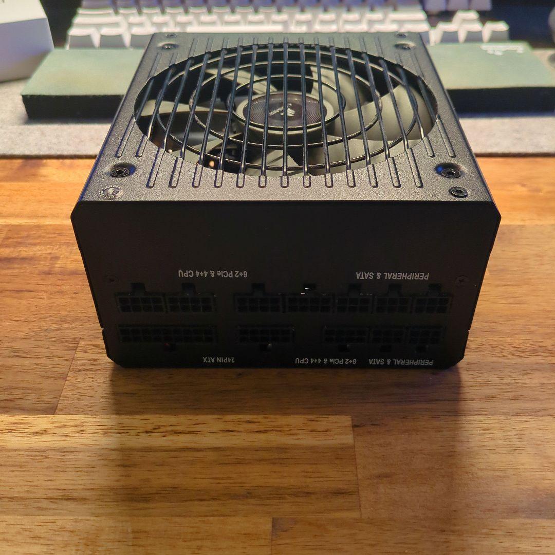 Corsair RM 850x 電源ユニット