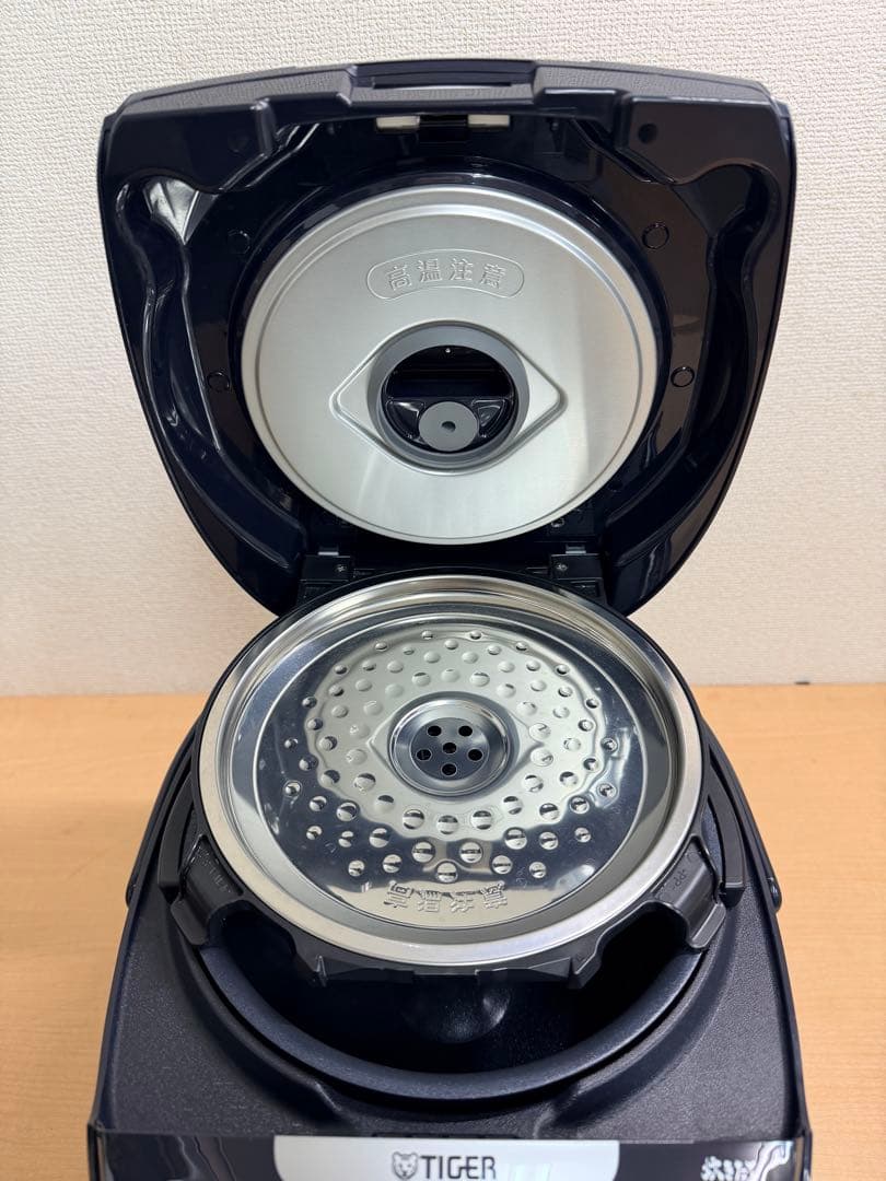 タイガー 炊飯器JPW-T100 1.0L（5.5合)2023年製 IH炊飯器