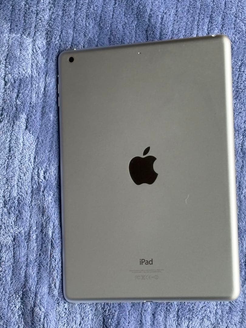 Apple iPad 第1世代 (モデル A1474) シルバー,WiFiモデル